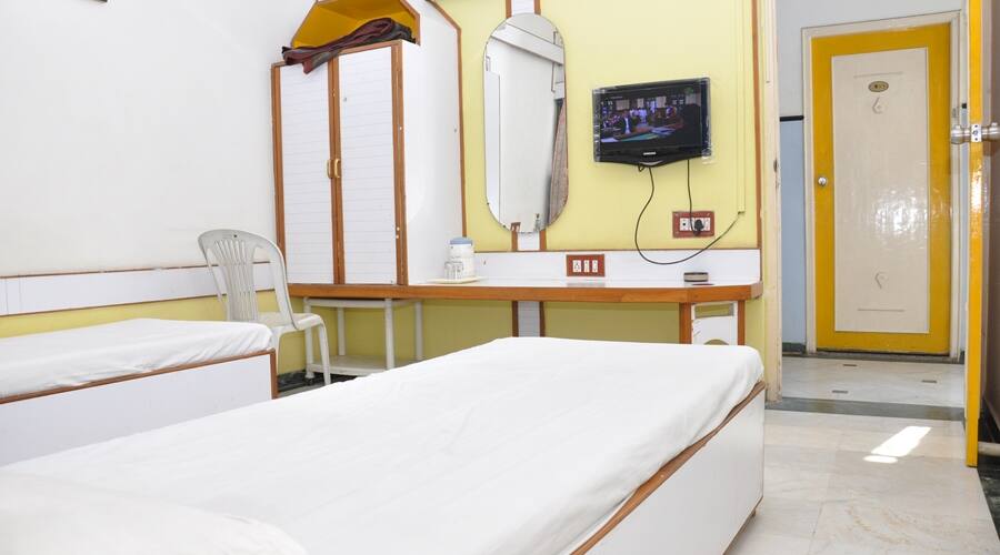 Hotel Bansal, Vadodara 4